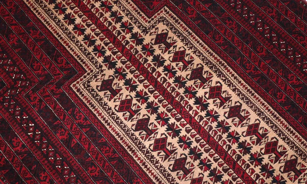 Afghansk teppe - 150 x 95 cm - mørk rød