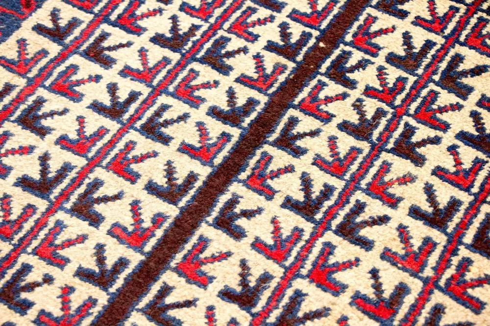 Balutsj-teppe - 130 x 75 cm - beige