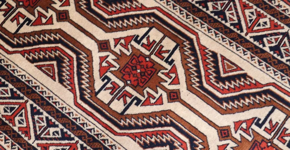 Balutsj-teppe - 151 x 80 cm - beige