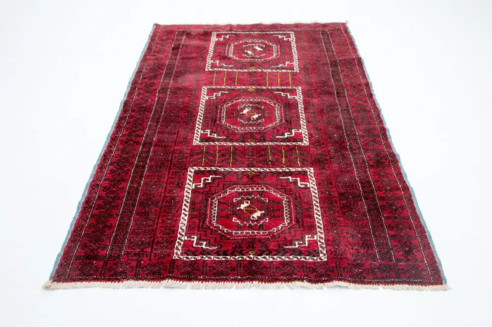 Balutsj-teppe - 270 x 130 cm - rød