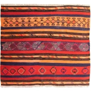 Kelimteppe - Gammelt square - 150 x 125 cm - flerfarget