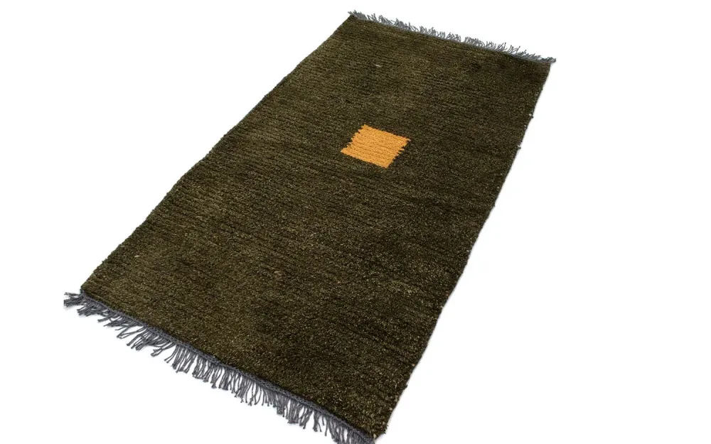 Nepal teppe - 140 x 70 cm - mørkegrønn