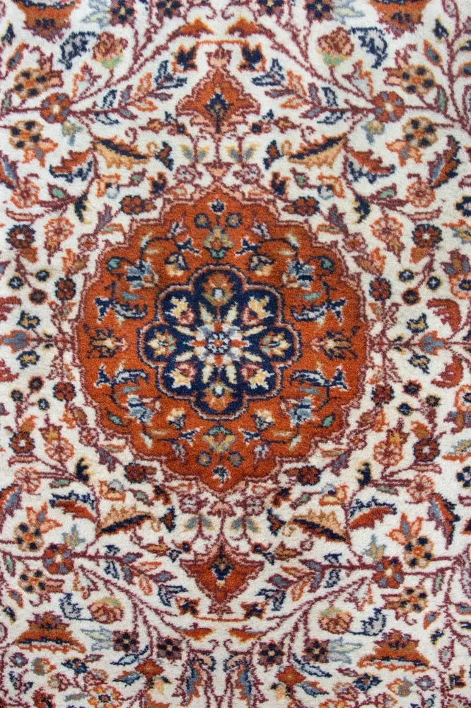 Persisk teppe - klassisk - 124 x 83 cm - beige