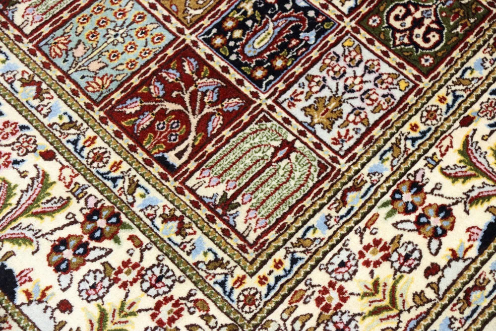 Persisk teppe - klassisk - 240 x 165 cm - mørk beige