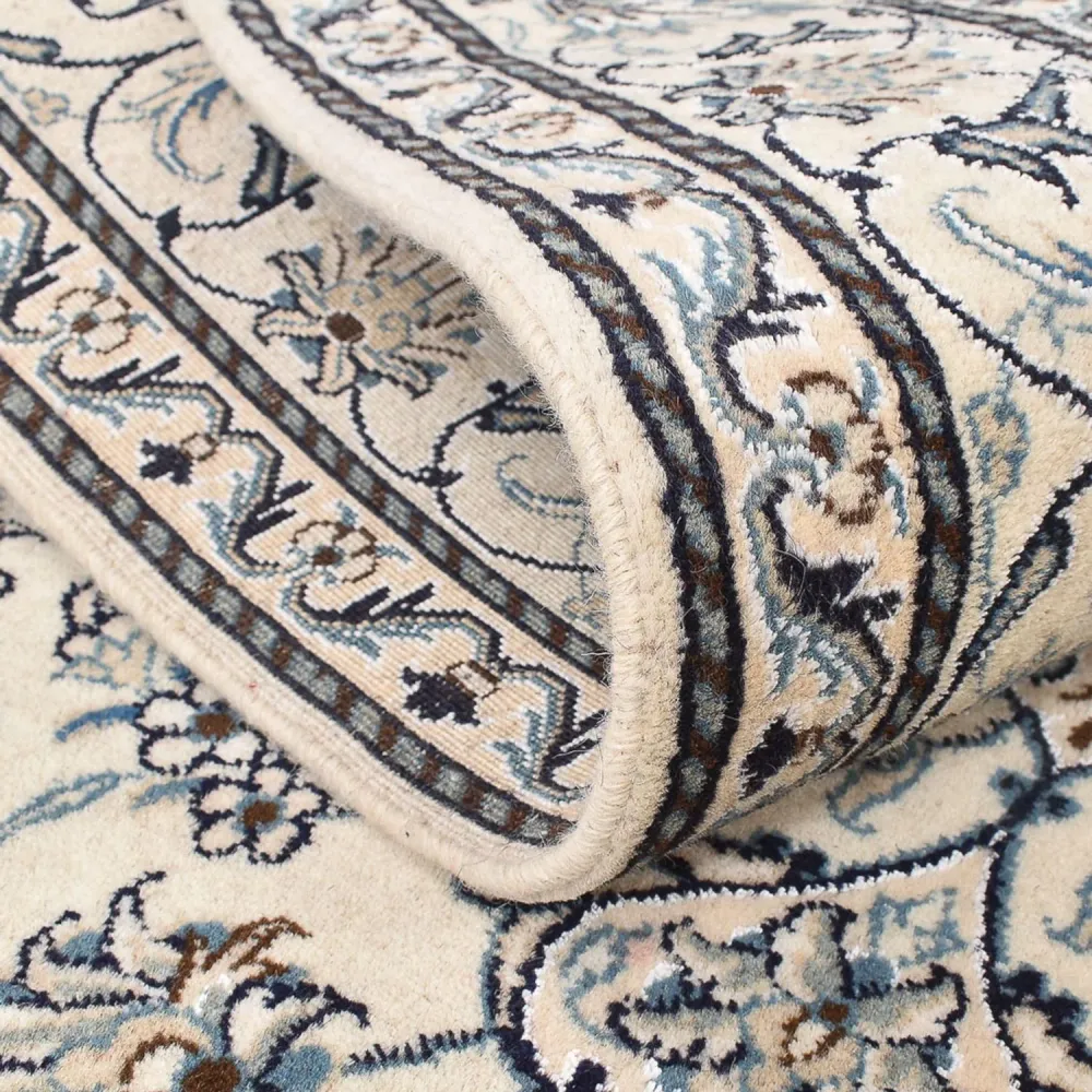 Persisk teppe - Nain - 202 x 150 cm - lys beige