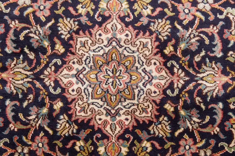 Silketeppe - Kashmir silke - 150 x 93 cm - mørkeblå