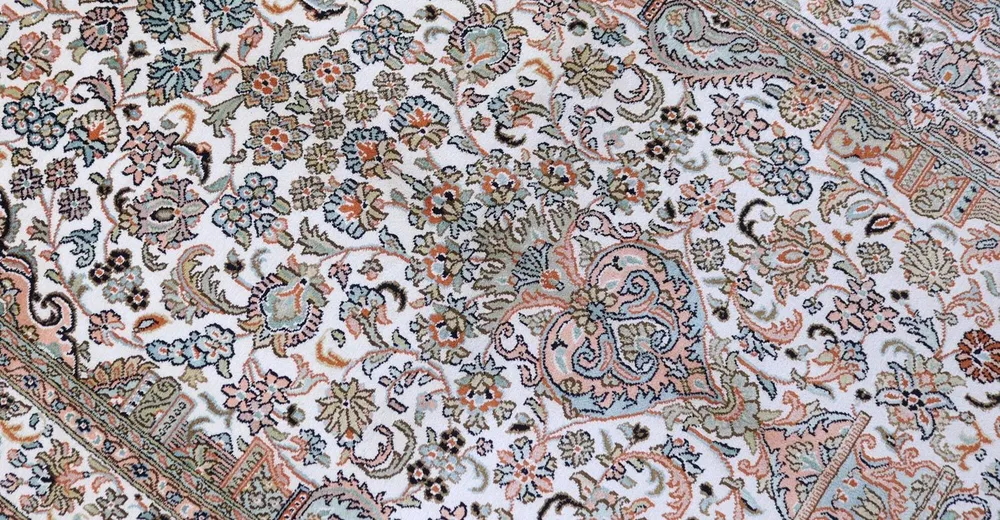 Silketeppe - Kashmir silke - 158 x 96 cm - beige