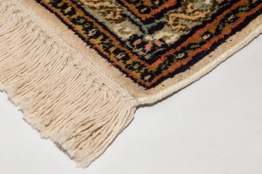 Silketeppe - Kashmir silke - 184 x 124 cm - beige