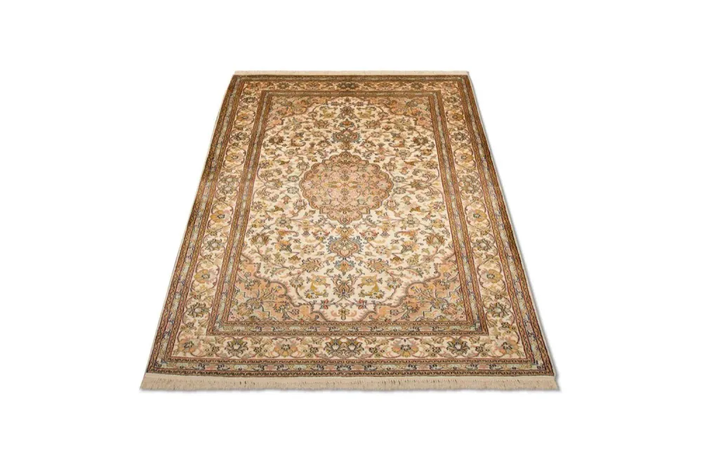 Silketeppe - Kashmir silke - 184 x 124 cm - beige