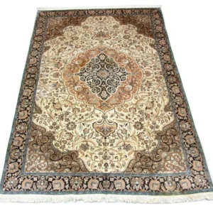Silketeppe - Kashmir silke - 272 x 177 cm - beige
