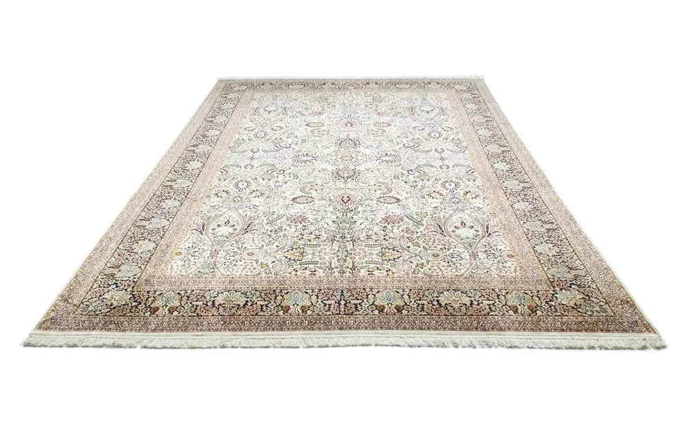 Silketeppe - Kashmir silke - 316 x 211 cm - beige