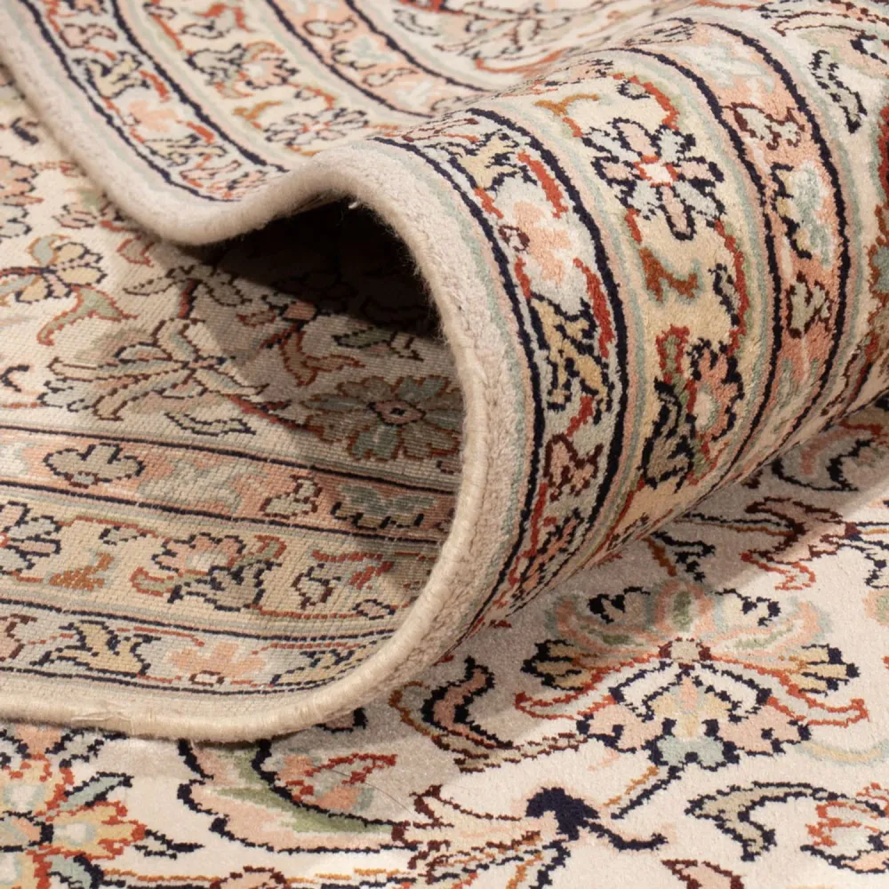Silketeppe - Kashmir silke - 329 x 244 cm - beige