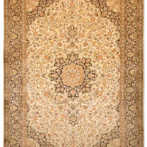 Silketeppe - Kashmir silke - 342 x 234 cm - beige