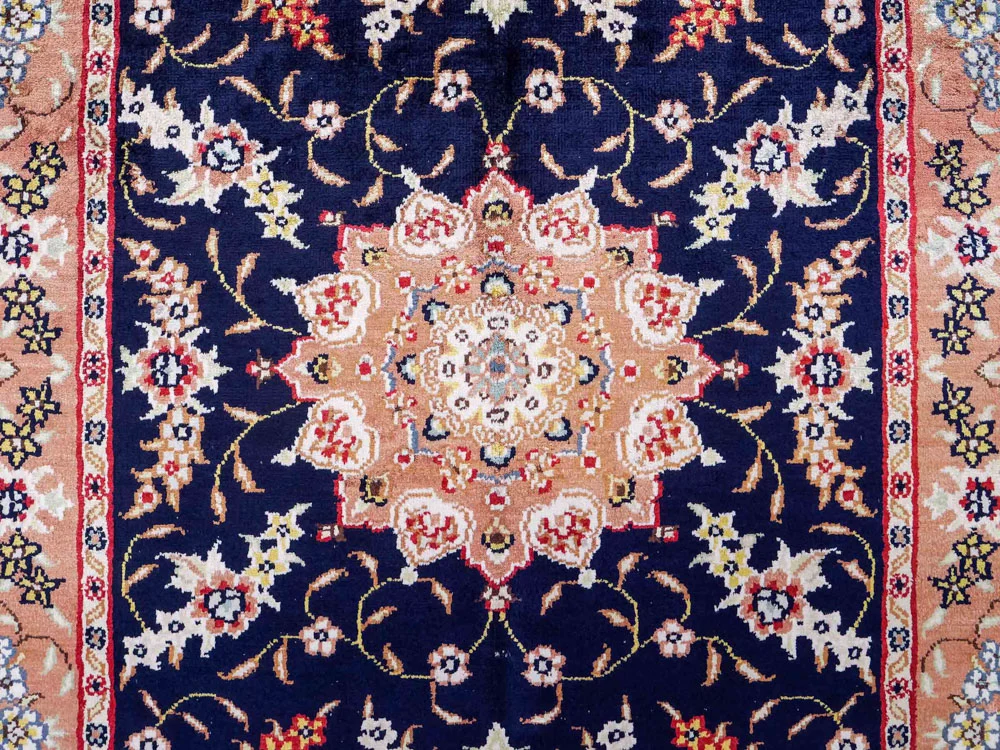 Silketeppe - Kina silke - 122 x 78 cm - mørkeblå
