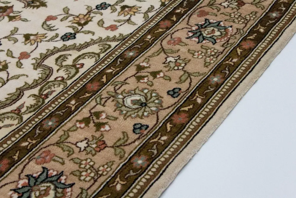Silketeppe - Kina silke - 152 x 91 cm - beige