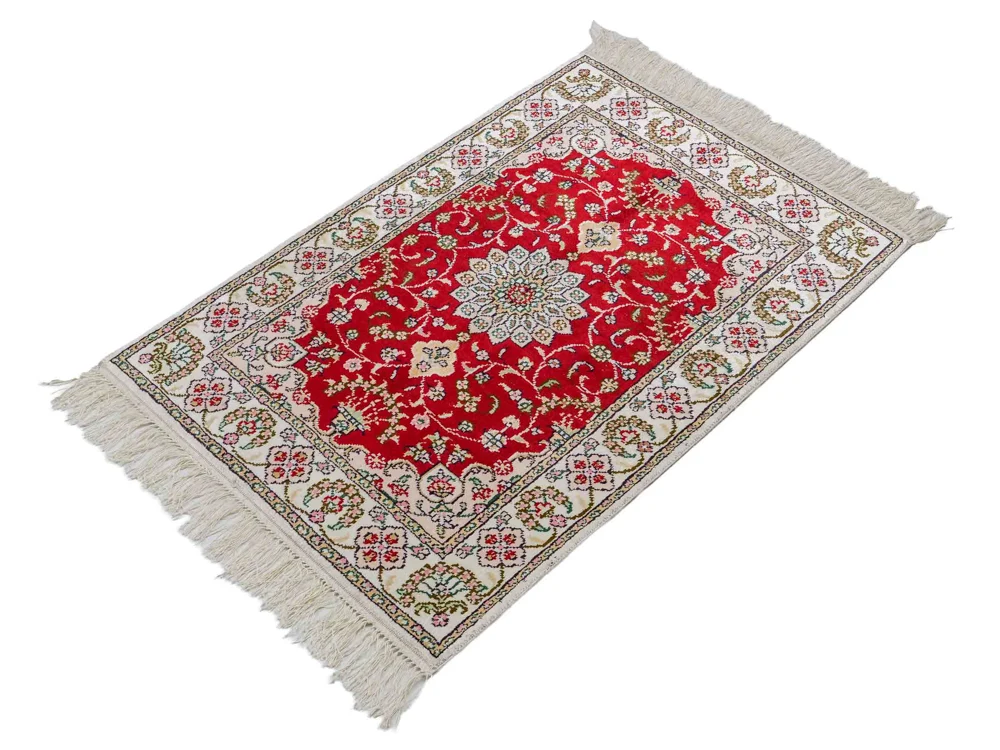 Silketeppe - Kina silke - 89 x 62 cm - rød