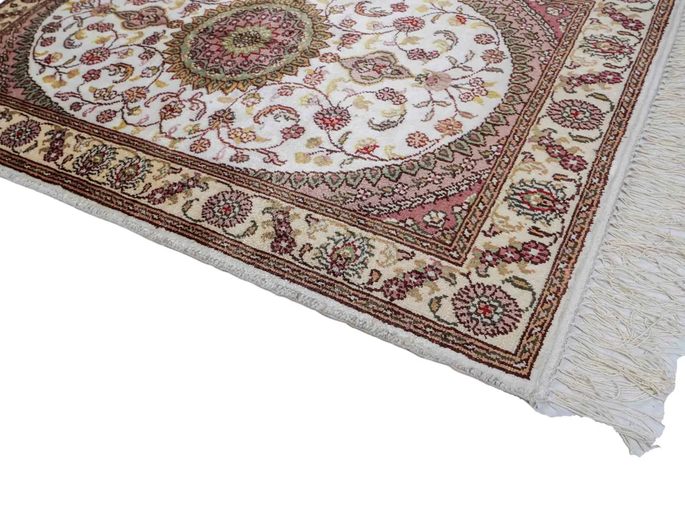 Silketeppe - Kina silke - 90 x 59 cm - krem