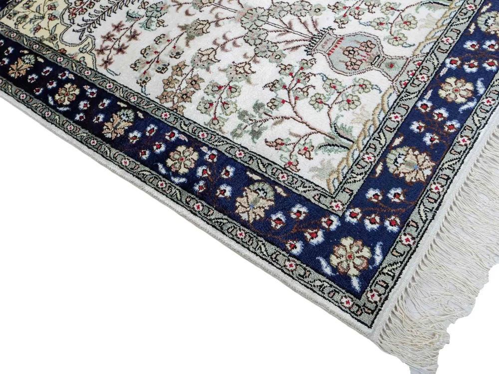 Silketeppe - Kina silke - 90 x 62 cm - krem