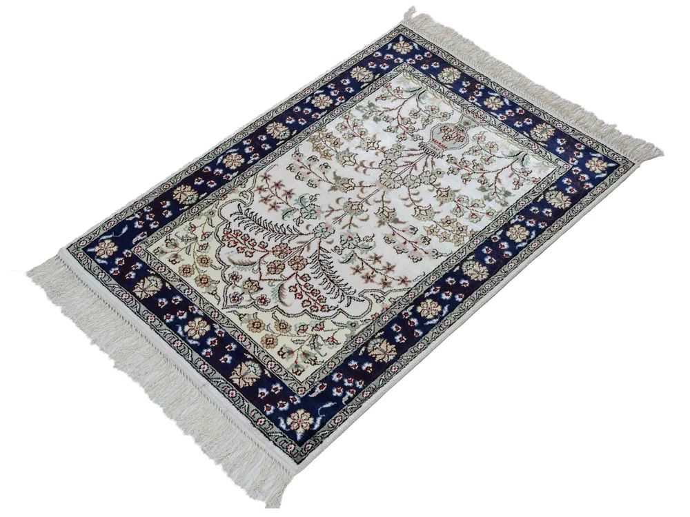 Silketeppe - Kina silke - 90 x 62 cm - krem