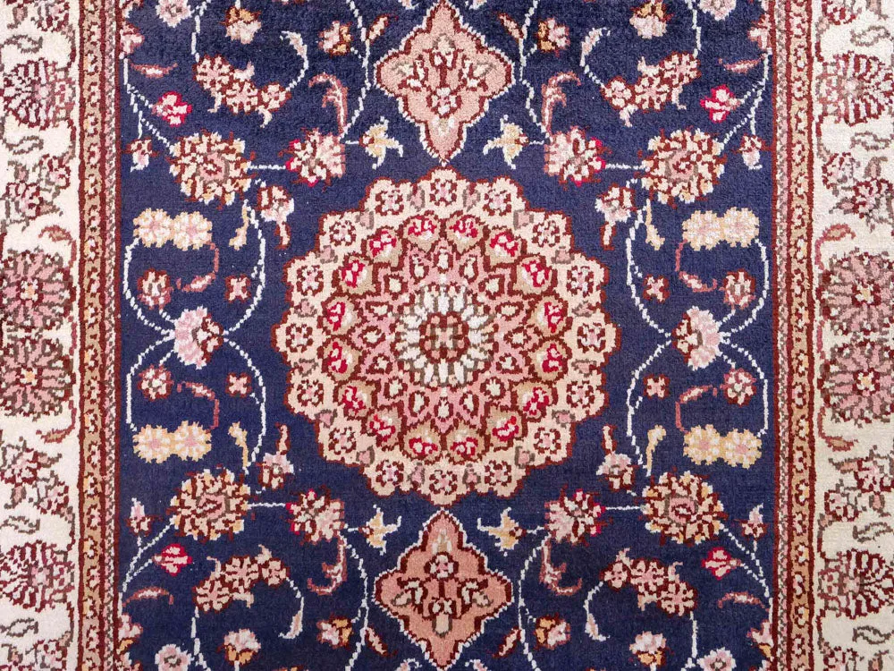 Silketeppe - Kina silke - 92 x 62 cm - mørkeblå