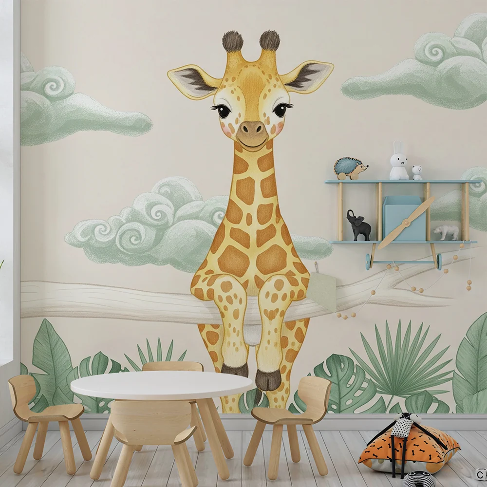Tapet barnerom | Glad giraff og myke skyer