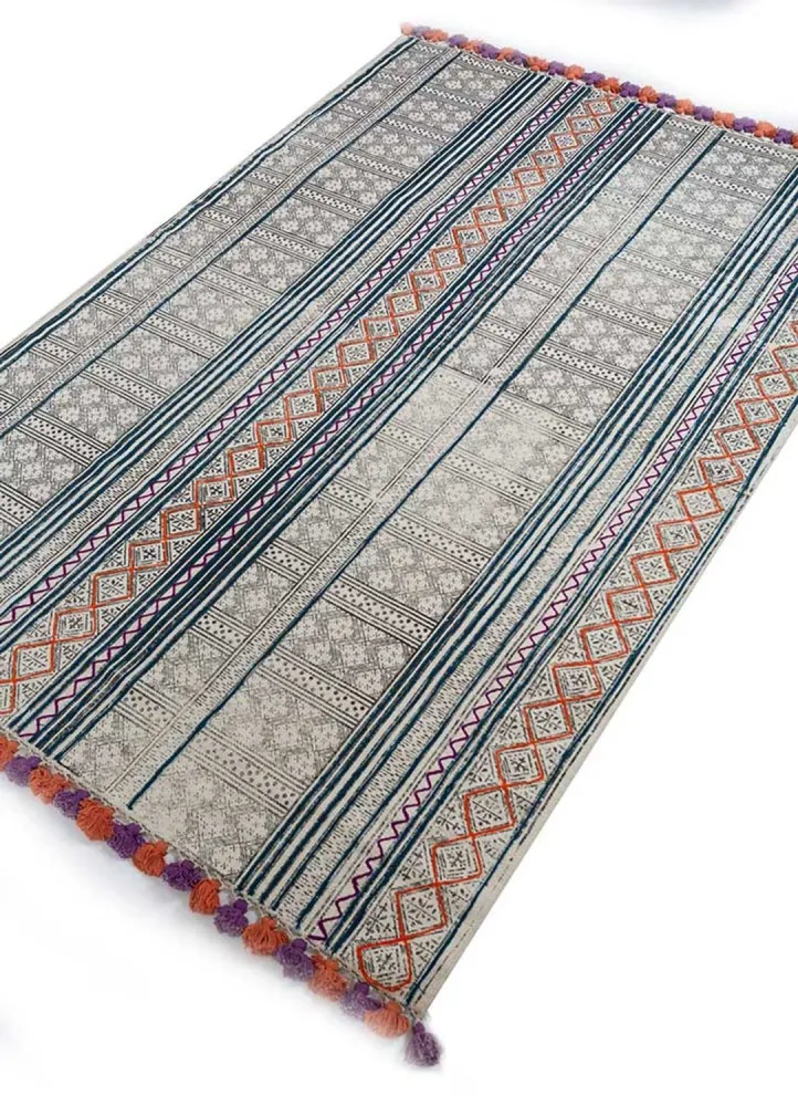 Teppe - 180 x 120 cm - flerfarget