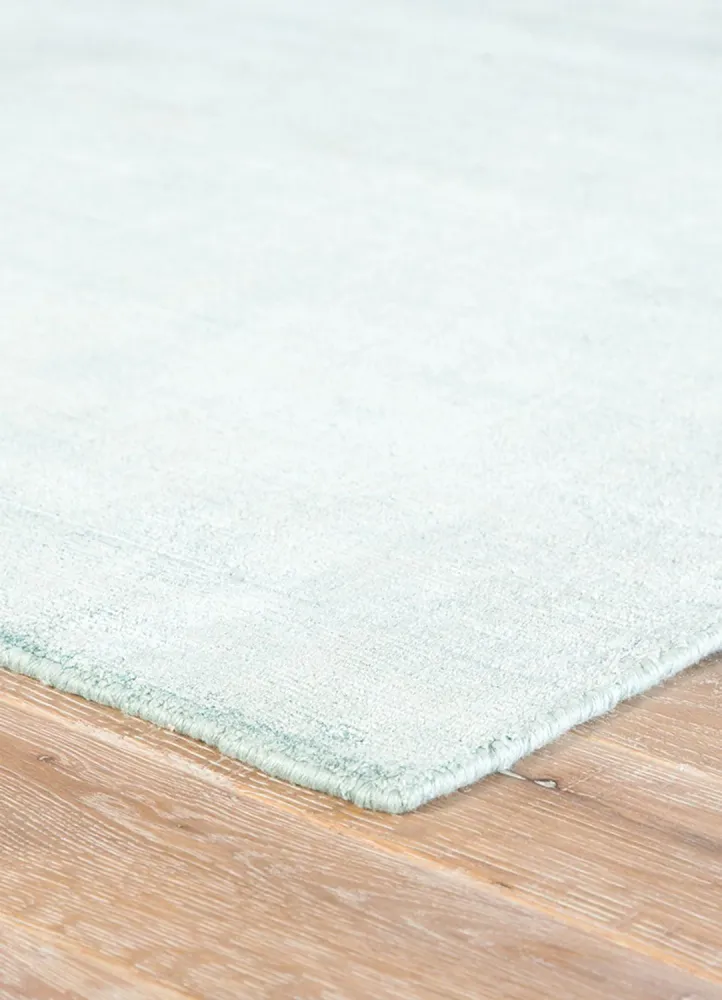 Teppe - 683 x 413 cm - lyseblå