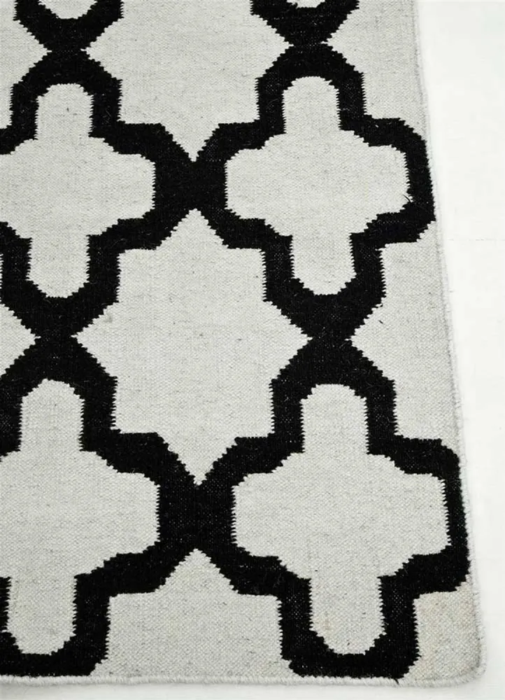 Ullteppe - 240 x 150 cm - svart og hvitt