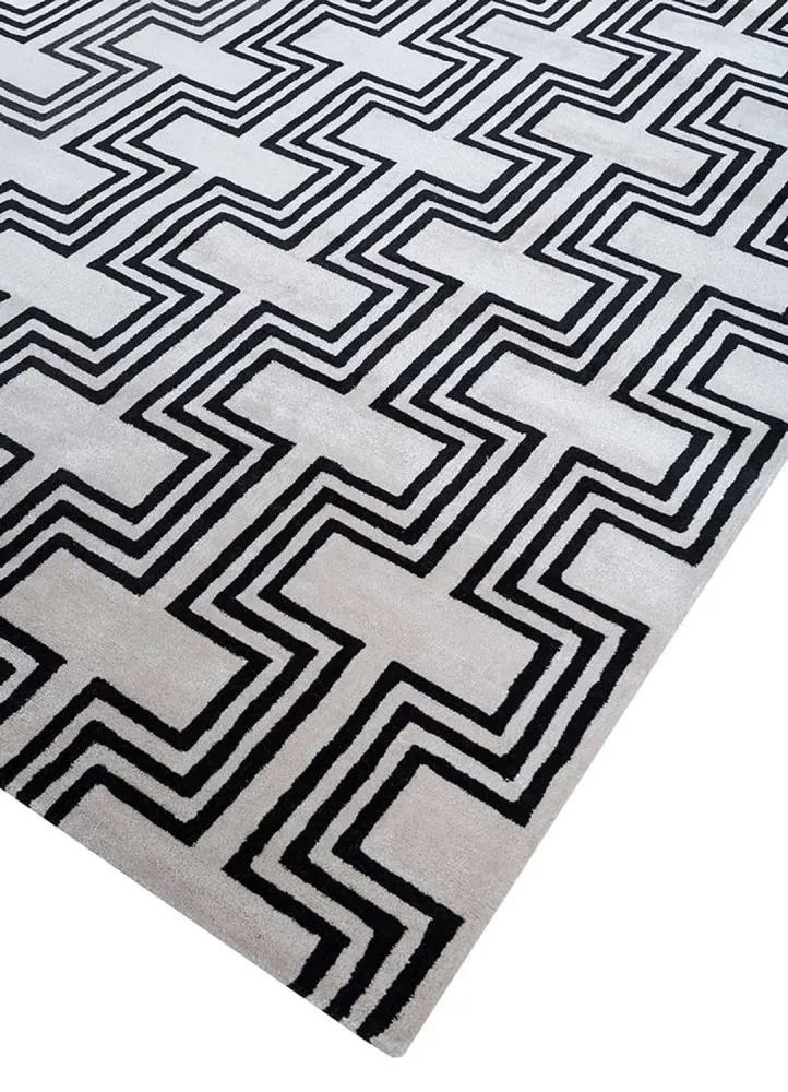 Ullteppe - 330 x 240 cm - svart og hvitt
