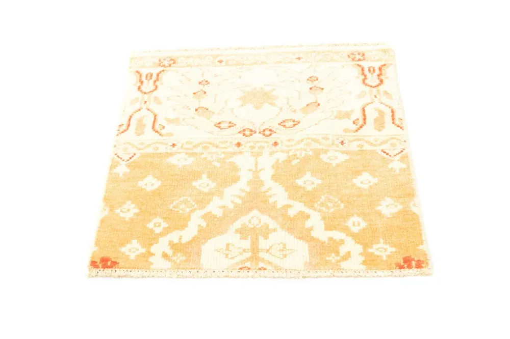Ullteppe square - 65 x 62 cm - beige